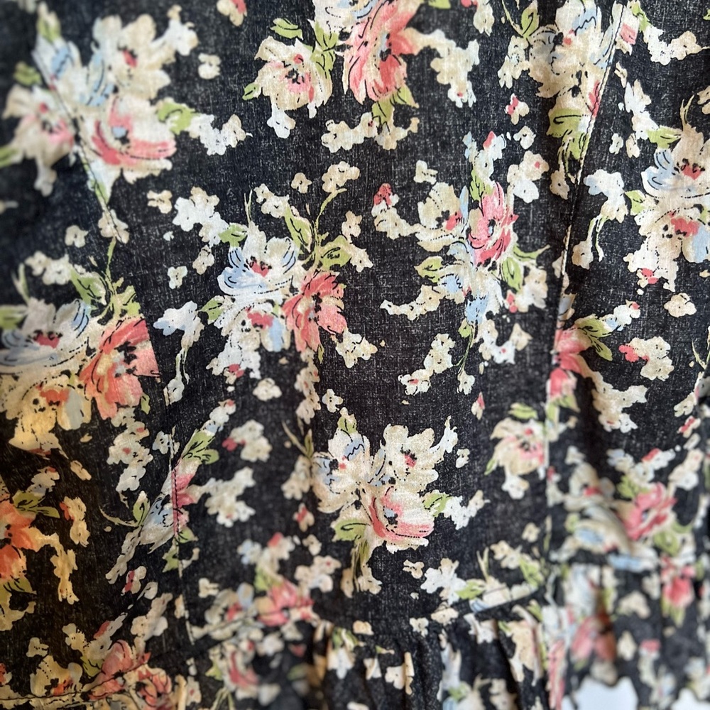 LRL Lauren Jeans Black Floral Ruffled Button Down Romantic Blouse. Size S - Picture 9 of 15